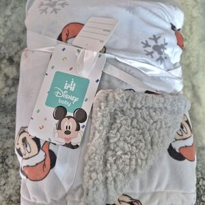 Disney Baby Mickey Mouse Sherpa Blanket - White and Black